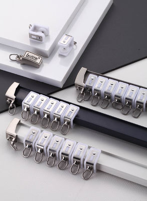 Un buon prezzo. pista pieghevole della tenda di approvazione dello SGS di 10mm*20mm per la baia Windows In linea
