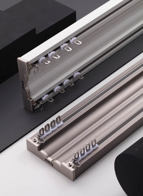 Un buon prezzo. Hotel Metal Stainless Steel Shower Curtain Ring double curtain rod bracket In linea