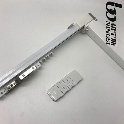 Un buon prezzo. il diametro 0.8mm Thncikenss di 28mm ha motorizzato il sistema di pista della tenda del soffitto In linea