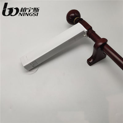 Un buon prezzo. Colore di Brown della pista della tenda del soffitto motorizzato 1.2mm di spessore di lunghezza 6.7m In linea